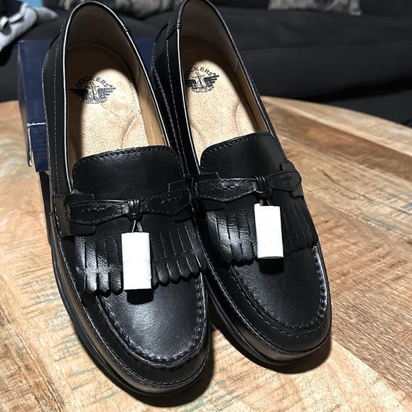 NWT-Still in box Dockers dress shoes - Picture 2 of 4